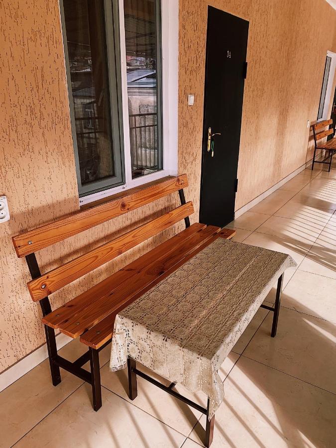 Семейный Дворик Sochumi Exterior foto